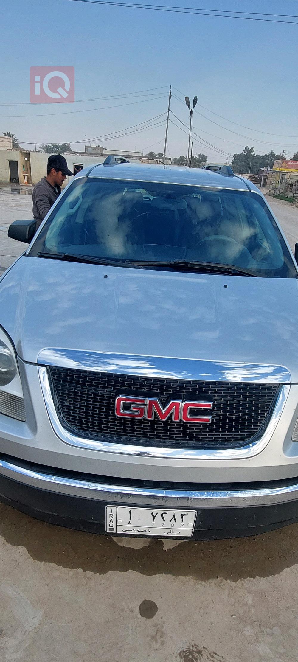GMC Acadia